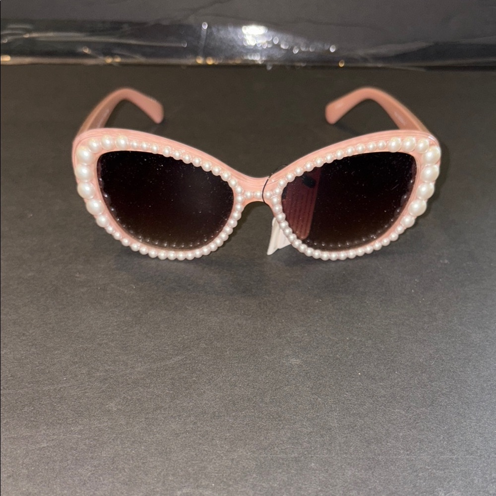 Pearl-Embellished Pink Sunglasses